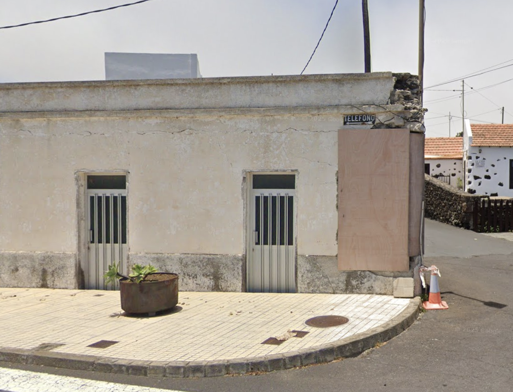 Teléfono (2)